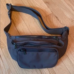 Brandy Melville Fanny Pack